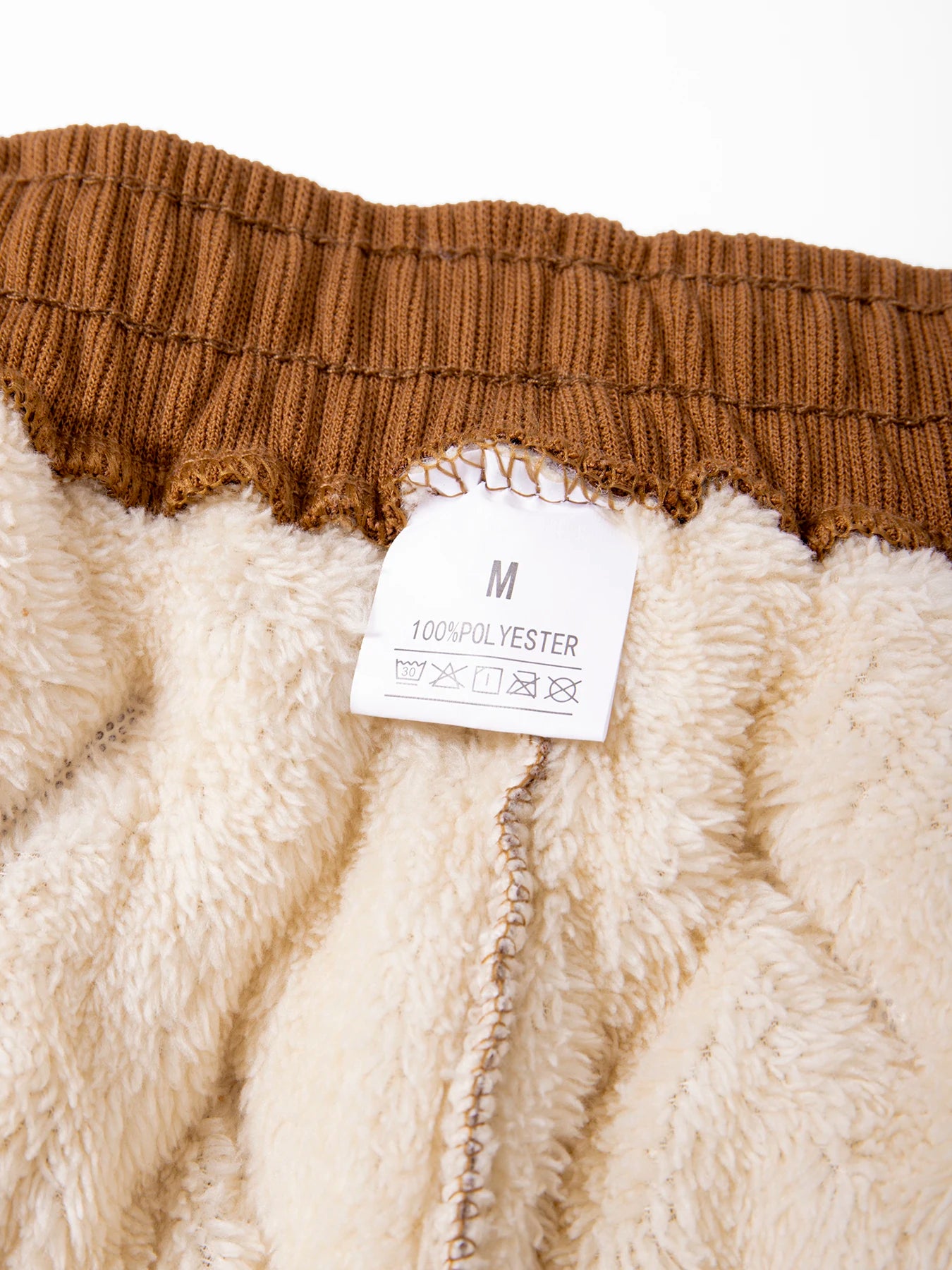 Winter Sweatwear Men's Plush Thick Sweatpant Thermal Zipper Pocket Trousers Casual Jogger Outdoor Windproof Thickened Pants.