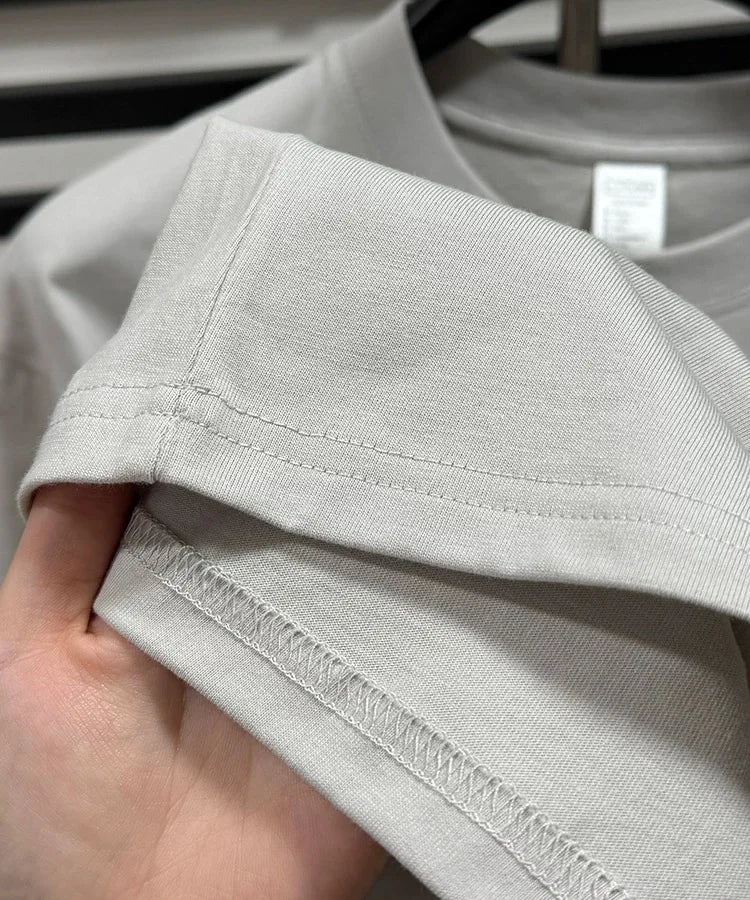 Light luxury 100% cotton men's T-shirt short sleeve round neck skin friendly comfort fashion brand cartoon bear embroidered top.