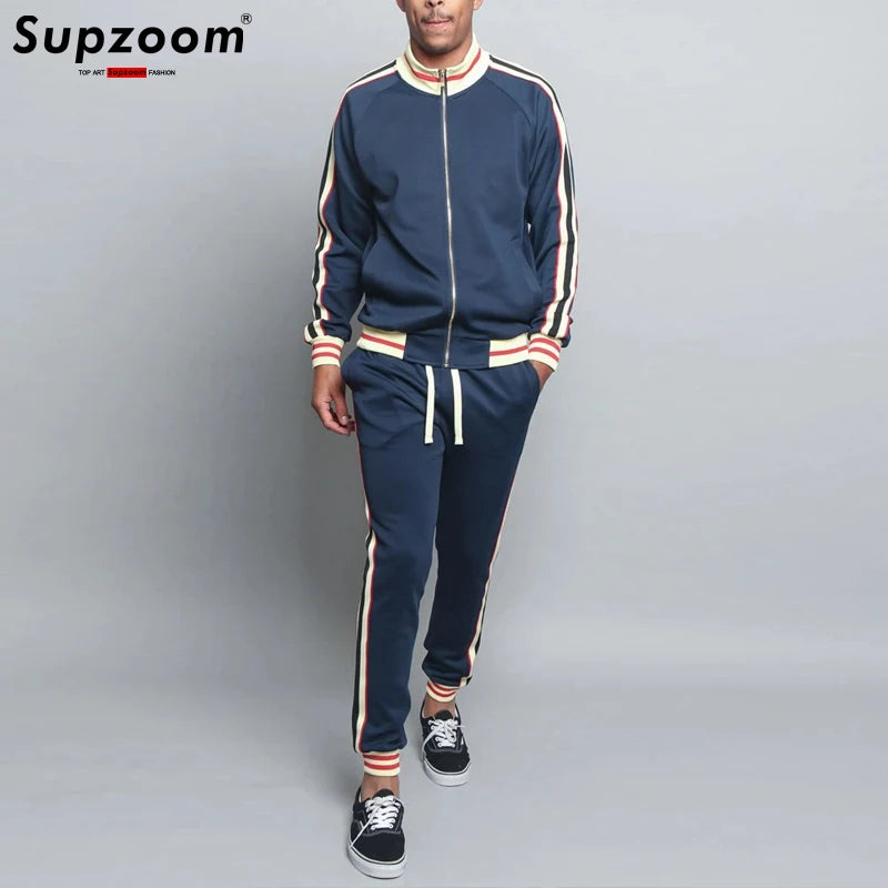 Supzoom New Arrival Top Fashion Leisure Uniform Autumn And Winter Couples Casual Striped Sports Running Sportswear Men Set.