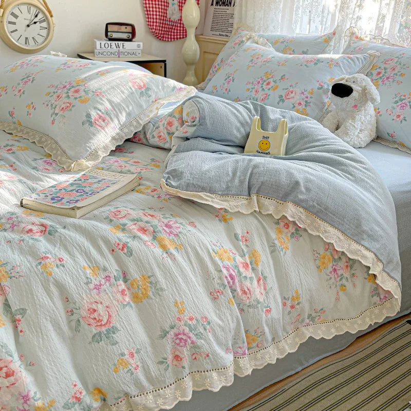 2025 new small fresh printing French lace lace double four-piece set bedding wrinkled yarn student three-piece set