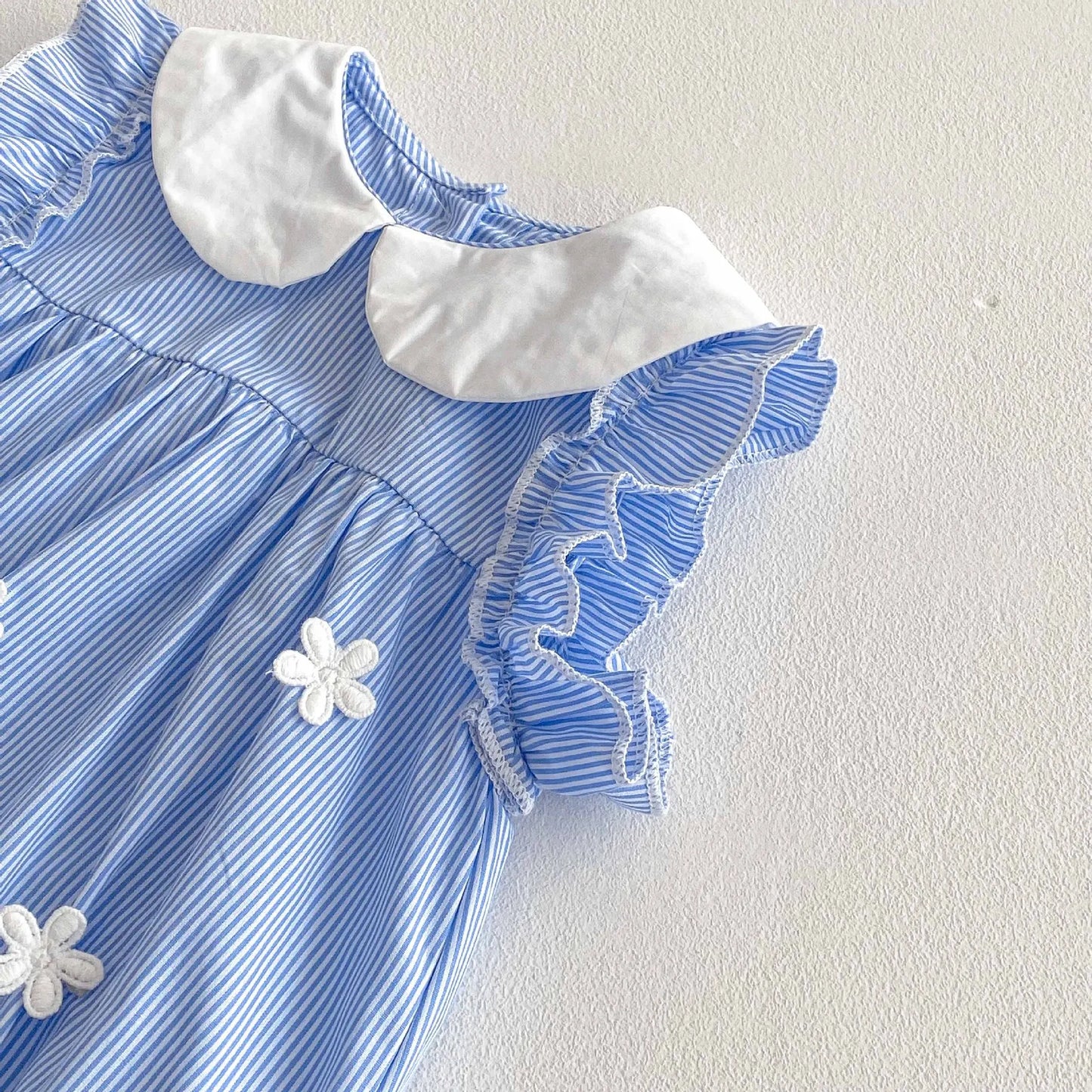 Babykleidung 2025, Sommer-Baby-Body für Mädchen, Baumwolle, ärmellos, für Kleinkinder, blau, weiß, gestreift, Einteiler, süßes Kleinkind-Einteiler.