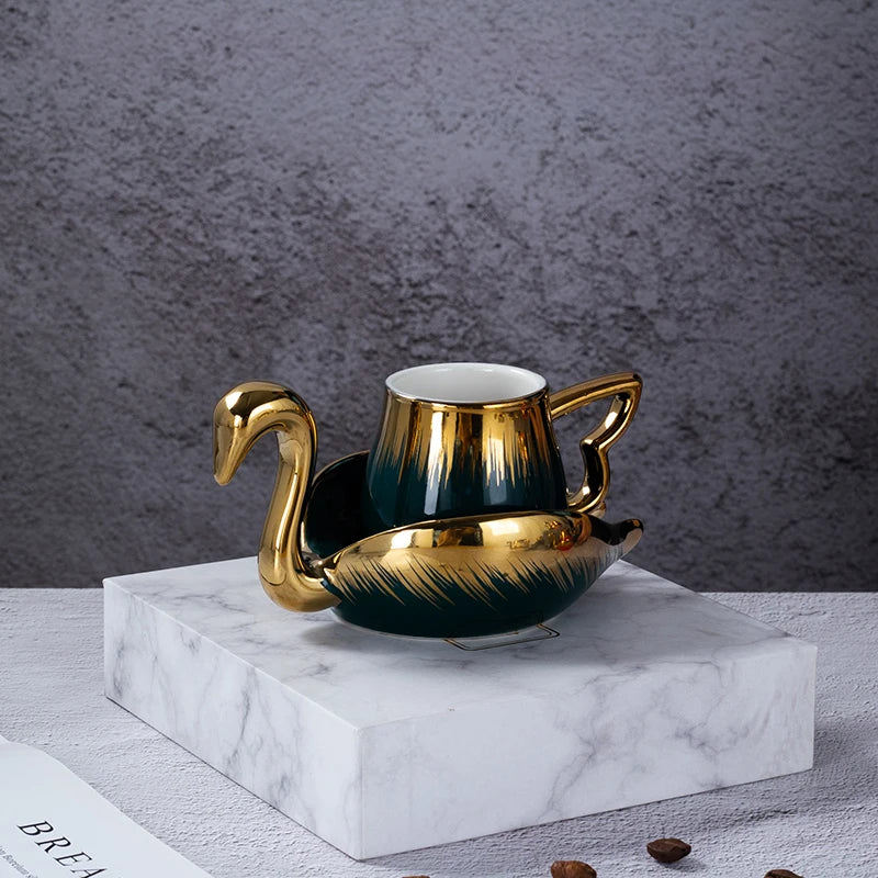 Luxury Ceramic Mug with Saucer European Retro Swan Shape Afternoon Tea Coffee Cup and Saucer Set Home Creative Drinkware Gift.