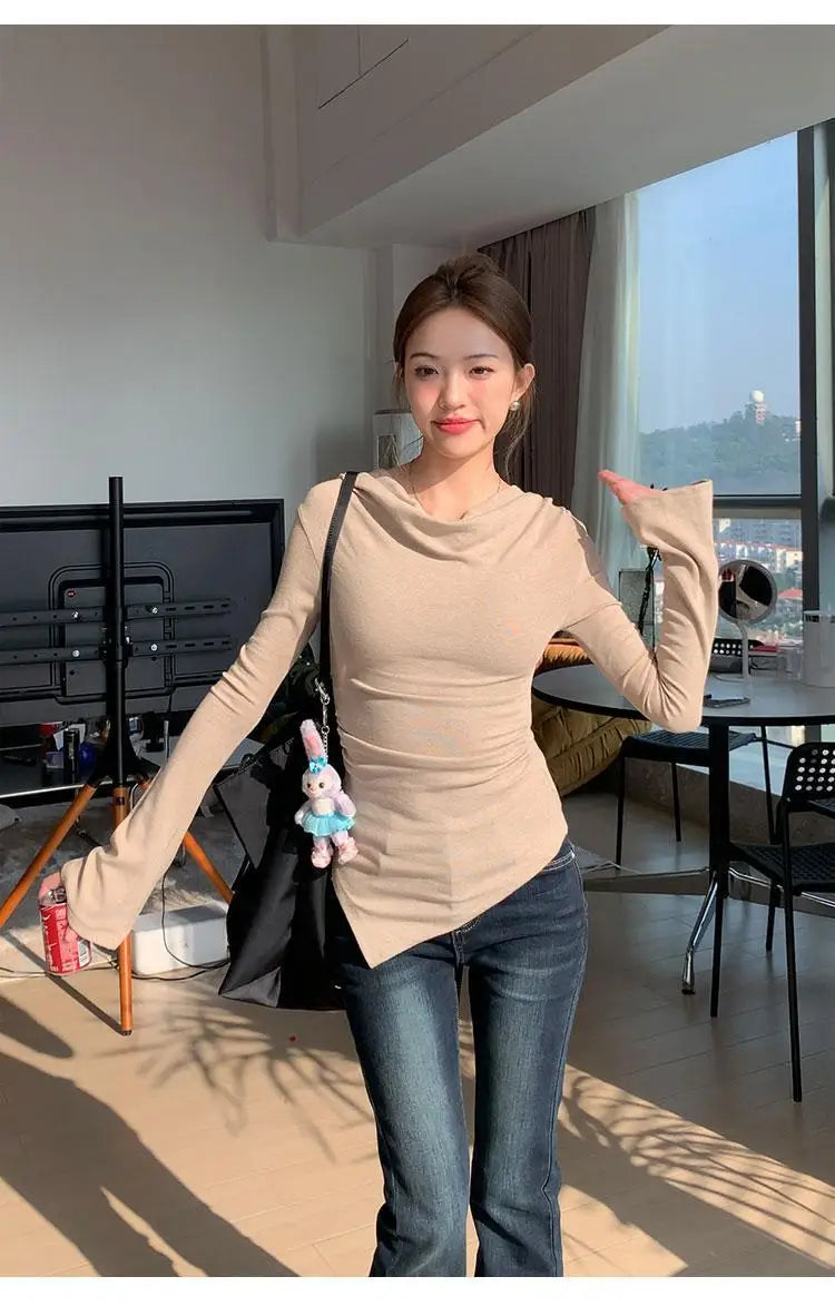 Irregular Waist Pleated Long Sleeve Base Shirt Spring T-Shirt Women's Spicy Girl One Shoulder Top Fashionable Casual Wear.