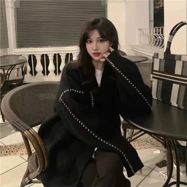 Women's Sweater Coat In Autumn and Winter V-neck Sweaters Jacket To Keep Warm and Loose Wild Academic Style Chic Cardigan