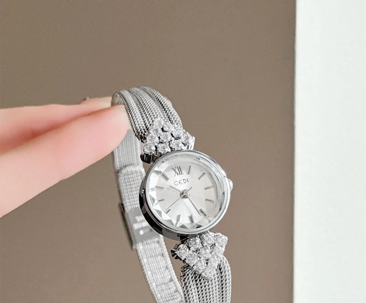 GEDI Watch Gold Silver Diamond Inlaid Steel Strip Women's Wristwatch Vintage Niche Light Luxury Temperament Quartz Watch Woman