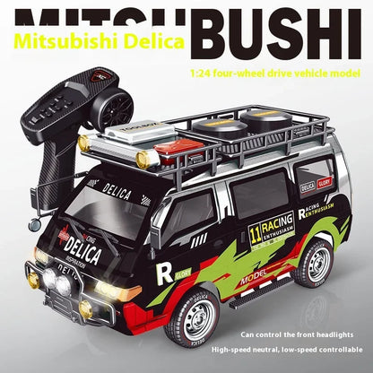 1/24 RC Car 1:24 Scale Mitsubishi Delika Car Model 2WD/4WD High Speed Remote Control Car Toy With Light Gift