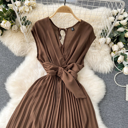 Französisch Vintage elegante Plissee Vneck Kleid A-Linie Mode Chiffon Frühling Herbst ärmellose Vestidos Frauen kleider.