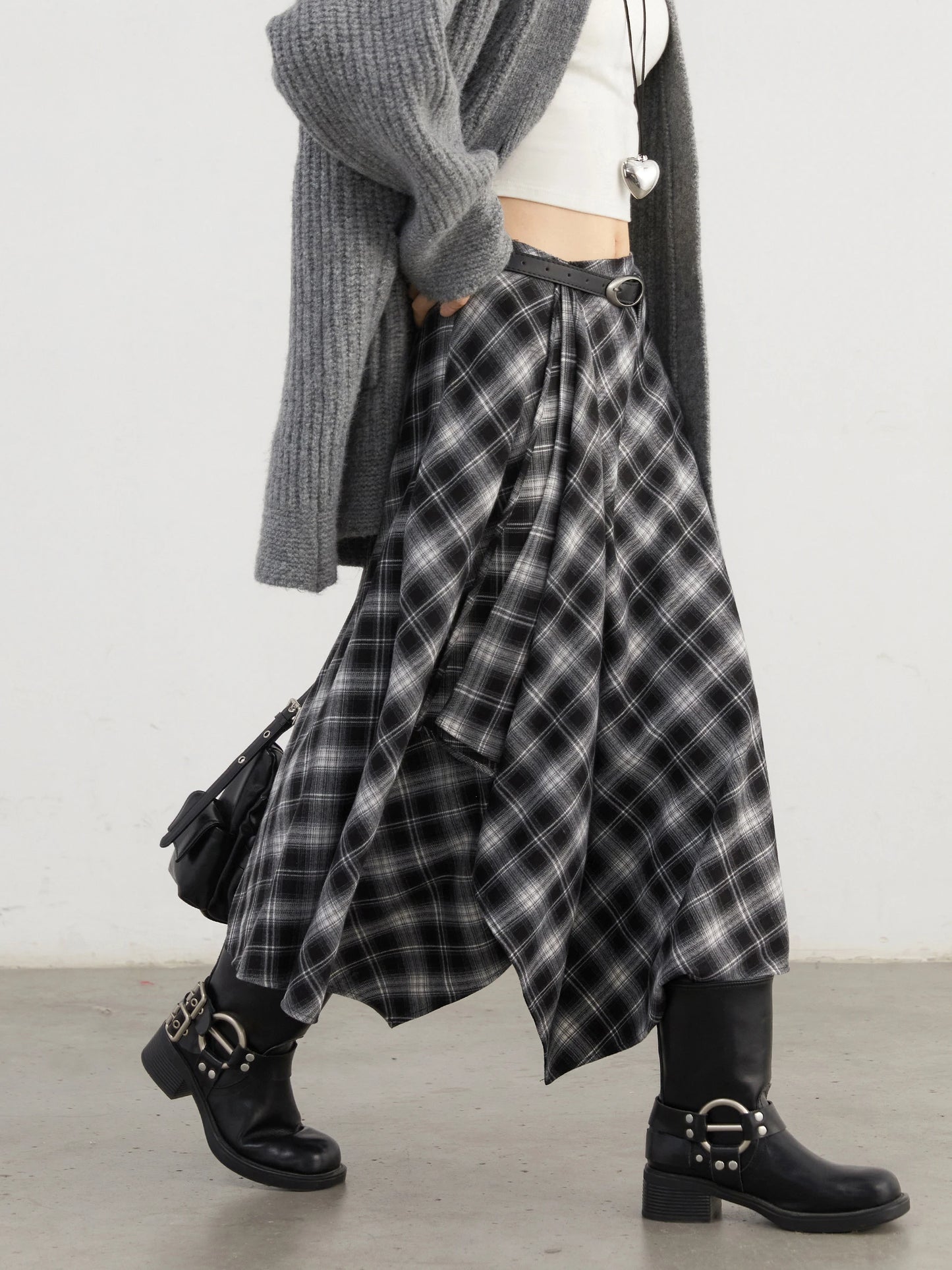 CHIC VEN Women Skirts A Line Retro Loose High Waist Irregular Color Plaid Frosted Half Body Long Ladies Skirt Winter 2025