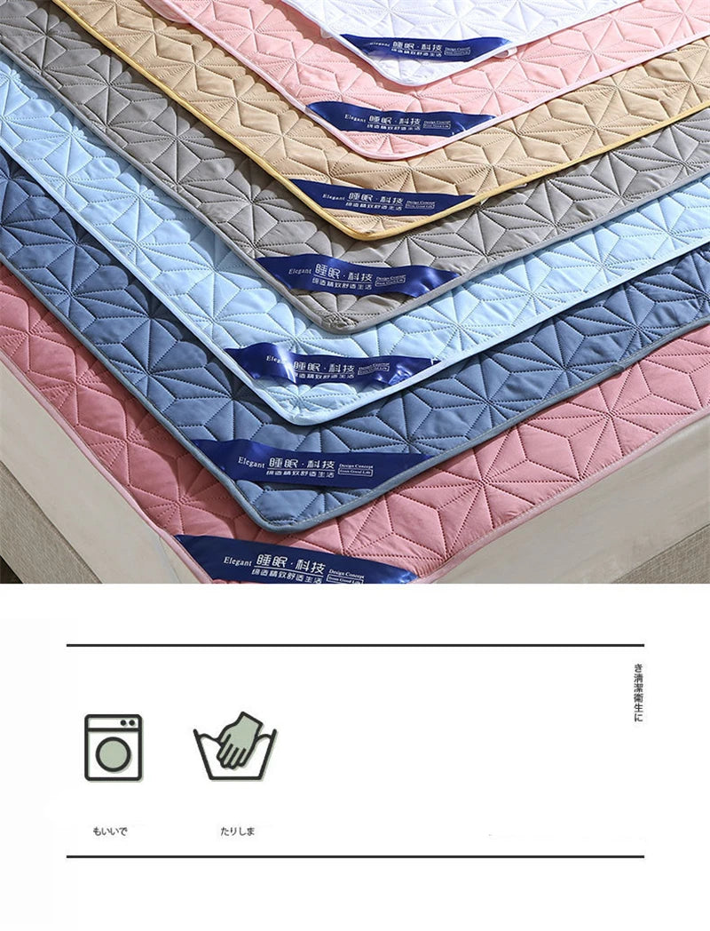 Sandwich Cotton Quilted Waterproof Bed Pad Elderly and Children Bed Protectors Pads Non-slip Anti Dust Skin-friendly Bed Cover.