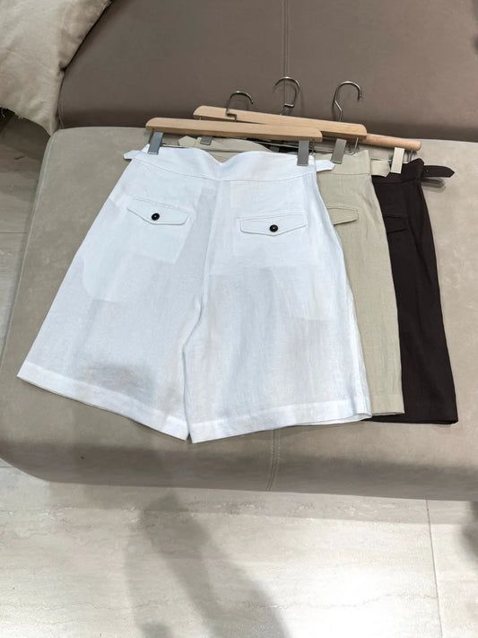 Summer women's solid color high quality linen shorts.