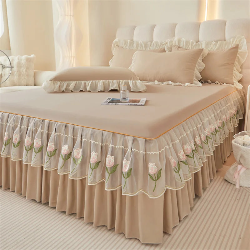 Floral Style Bed Skirt Embroidered Bed Cover Single/Queen/King Size Bed Linen Home Sheet with Skirt 침대스커트(Pillowcase Need Order)