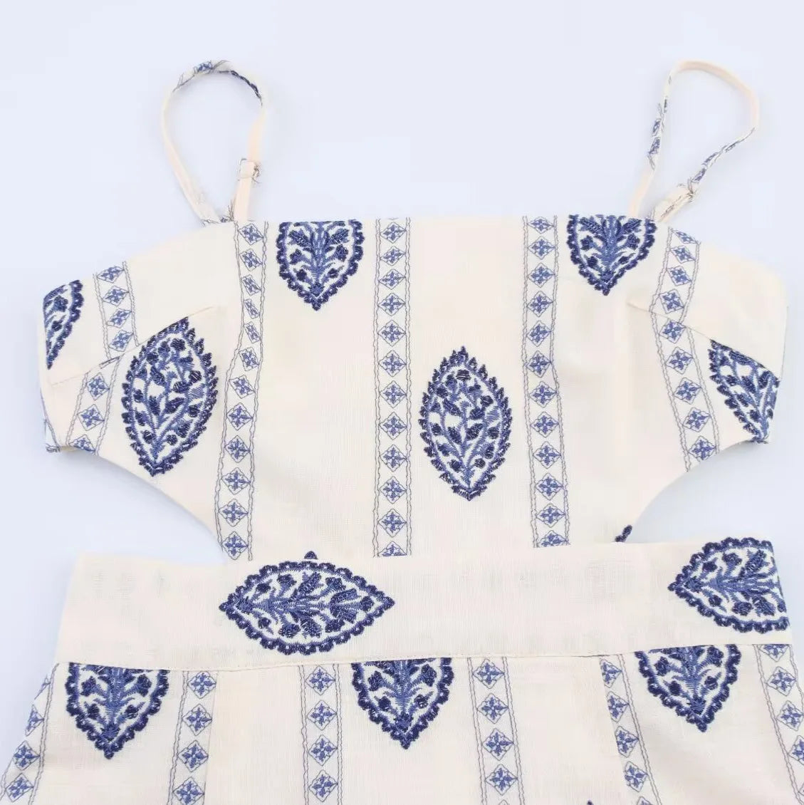 ZBZA Frauen Sexy Gedruckt Rohr Schlinge Lange Kleider Retro Taille Hohl Ärmelloses Abend Dünnes Kleid Weibliche Sommer Chic Street Party.