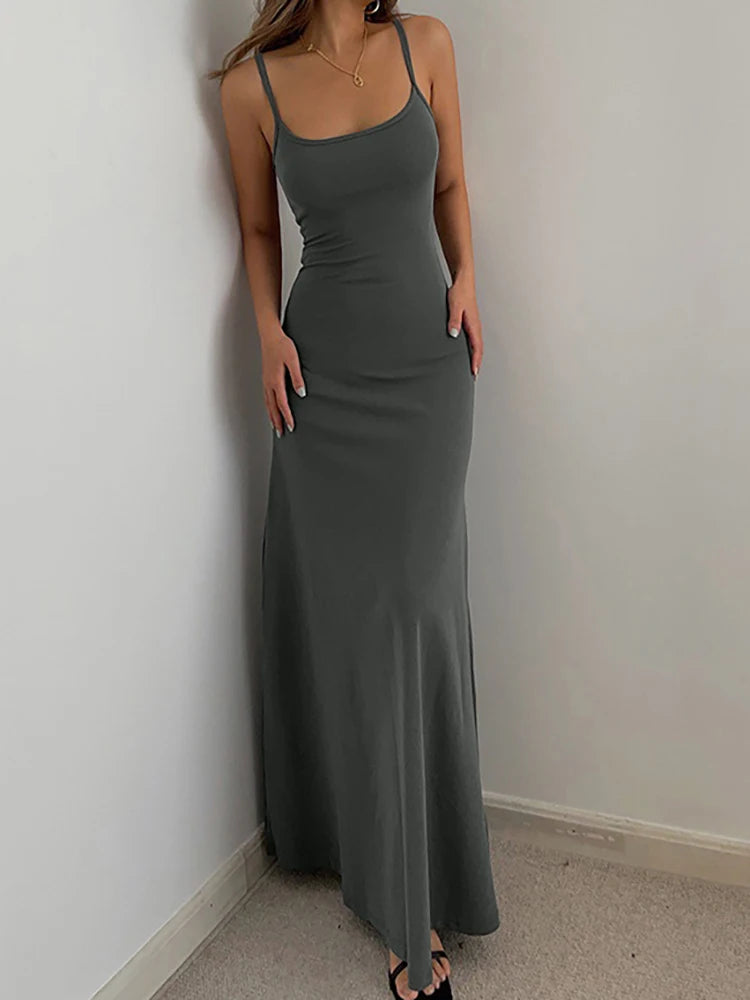 2024 sommer frauen Neue Mode Einfache Temperament Hosenträger Lange Backless Schlank Taille Sexy Süße Und Würzige Casual Kleider.