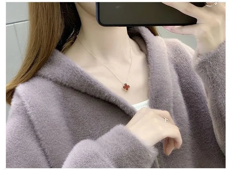 Frauen Jacke Herbst Winter neue Mode imitieren Nerz Samt Mantel 2024 weibliche kurze Kapuze dicke warme Wolle Mantel Oberbekleidung Tops.