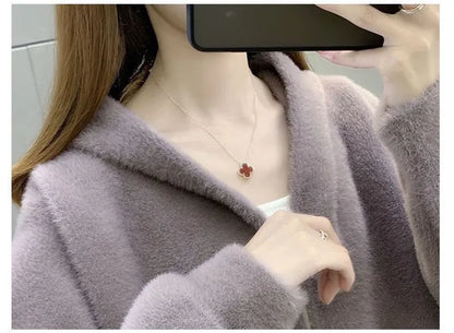 Frauen Jacke Herbst Winter neue Mode imitieren Nerz Samt Mantel 2024 weibliche kurze Kapuze dicke warme Wolle Mantel Oberbekleidung Tops.