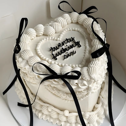 Tortenaufsatz mit Schleife und Schleife „Happy Birthday“-Schild, Kokette-Motto-Party, schwarzer Vintage-Kuchenaufsatz für Herzkuchen, Vintage-Kuchen.