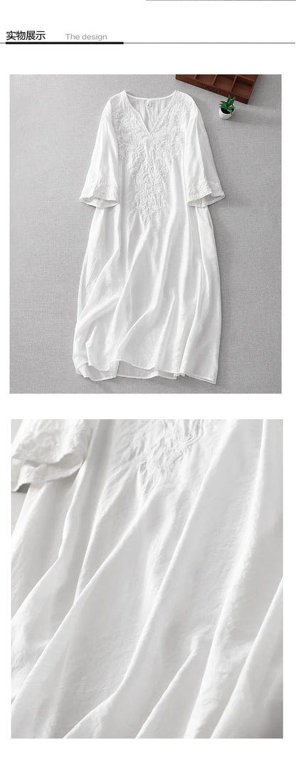 Neuankömmling 2024 Sommer Kunst Stil Frauen Kurzarm V-Ausschnitt lockeres Kleid Vintage Stickerei solide weiße A-Linie lange Kleider.