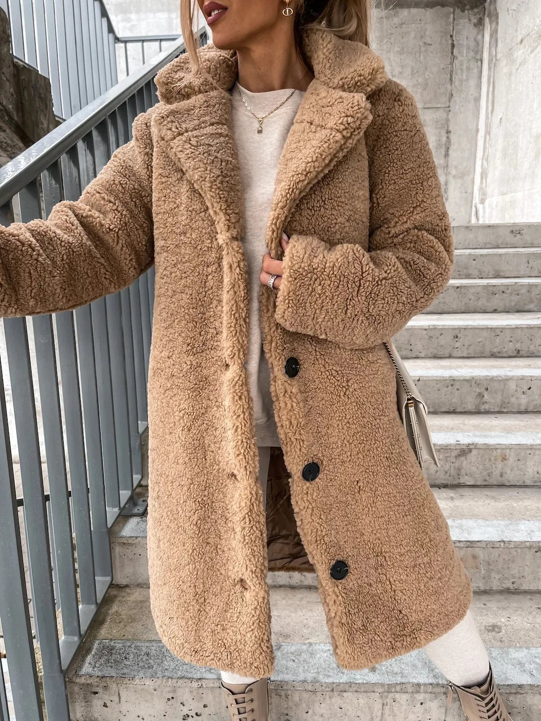 2025 frauen Winter Faux Wolle Mischungen Warme Mantel Einreiher Oberbekleidung Teddy Plüsch Mäntel Weibliche Chic Streetwear Mäntel 5XL.