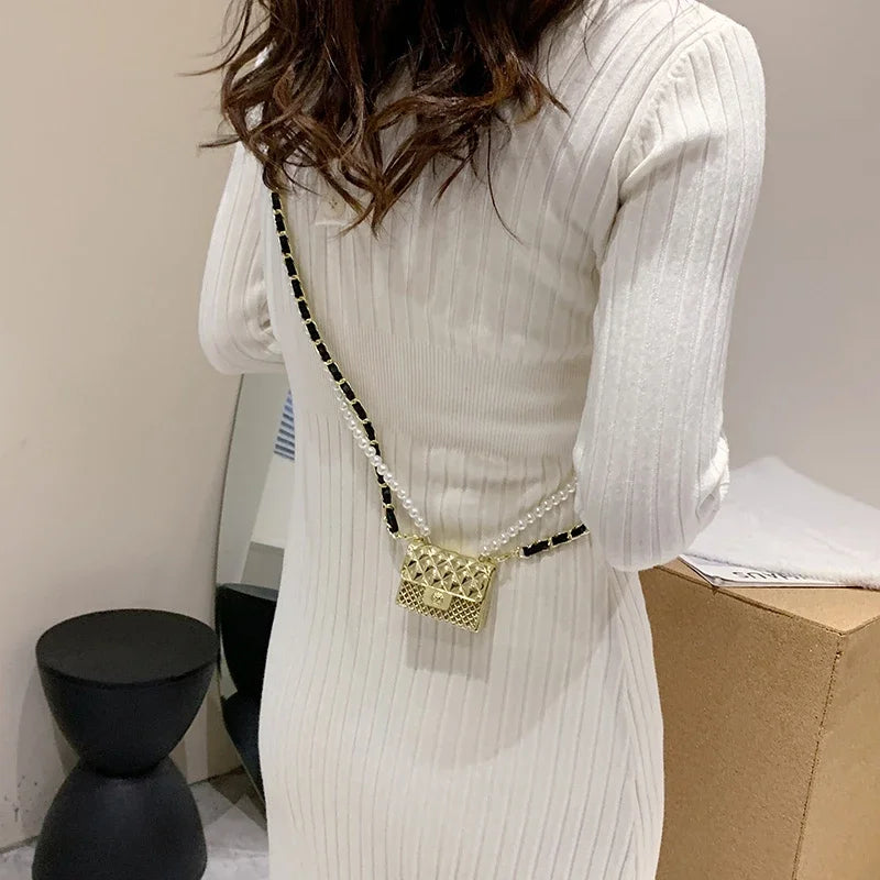 Mini Metal Shoulder Bags for Women Pearl Chain Crossbody Bag Designer Clothing Accessories Satchel Female Decorative Box Handbag.