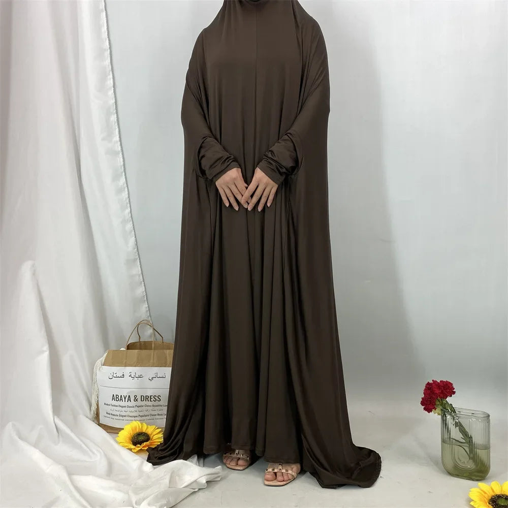 Middle East Muslim Fashionable Hooded Dress Dubai Arab Elegant Robe Elegant Long Shirt for Women with Hood from Mainland China