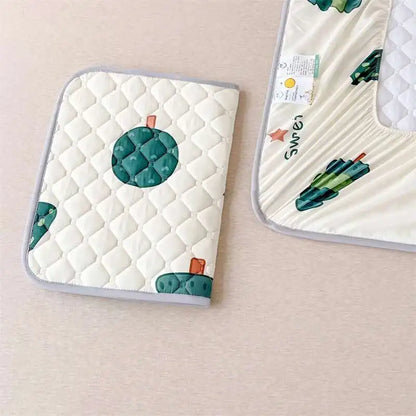 Quilted Mattress Cover 150x200cm - Thick Skin-Friendly Fitted Sheet, 매트리스커버 Breathable Bed Covers (Pillowcase Sold Separately)