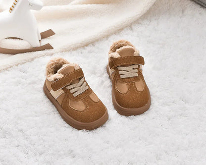 2025 Winter New Pulsh Fashion Trend Casual Sports Shoes for Childrens Anti Slip Warm Boys' Shallow Mouth Versatile Snow Sneakers.