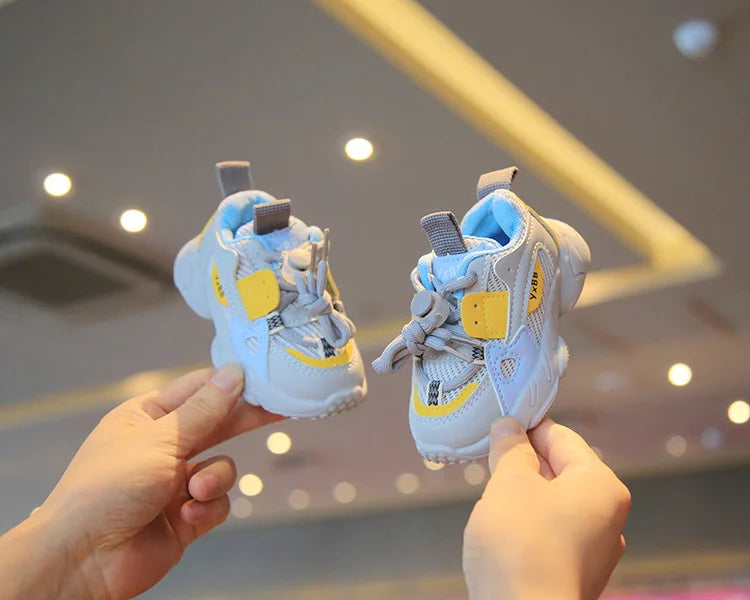 Sports Shoes Autumn Girls Boys Mesh Breathable Outdoor Shoes Children Casual Running Shoes Toddler Sneakers.