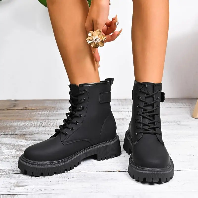 Chunky Platform Thick Heel Pink Ankle Boots Women 2025 Winter Punk Thick Bottom Lace Up Motorcycle Boots Metal Buckle Booties