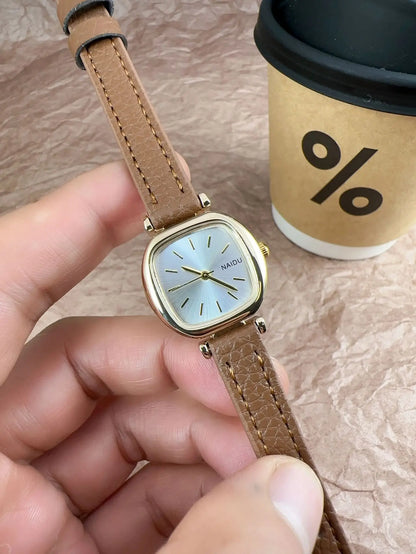Hot Sale Women Watch Simple Small Dial Quartz Watches Luxury Ladies Gift Wristwatch Fashion Student Leather Strap Clock Relógio
