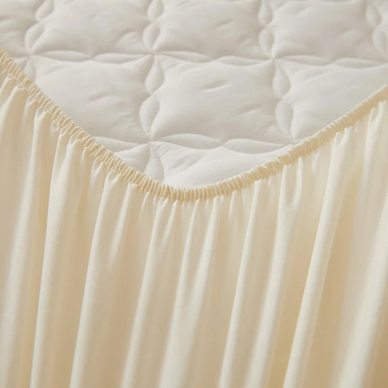 Quilted Mattress Cover Single/Double Bedspread Thicken Bed Linen Waterproof Bed Cover Home Soft Bedsheet 매트리스커버 (No Pillowcase).