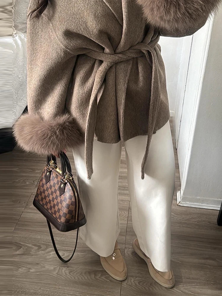 2025 Chic Revers Plüsch Mantel Mit Gürtel Frauen Vintage Feste Faux Pelz Hülse Tweed Offene Mäntel Weibliche Herbst Casual Straße outwear.
