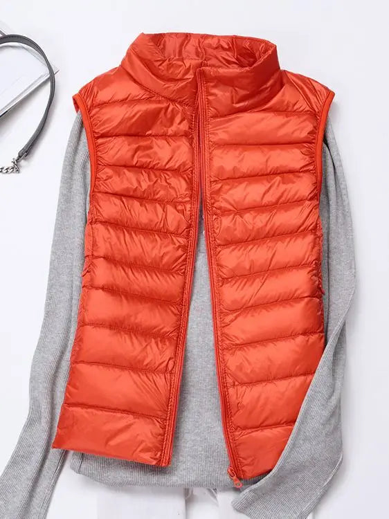 0-10 ℃   Frauen Westen Herbst Winter Ultra Licht Ente Unten Weste Weibliche Dünne Ärmellose Jacke Winddicht Warme Puffer Weste 4XL