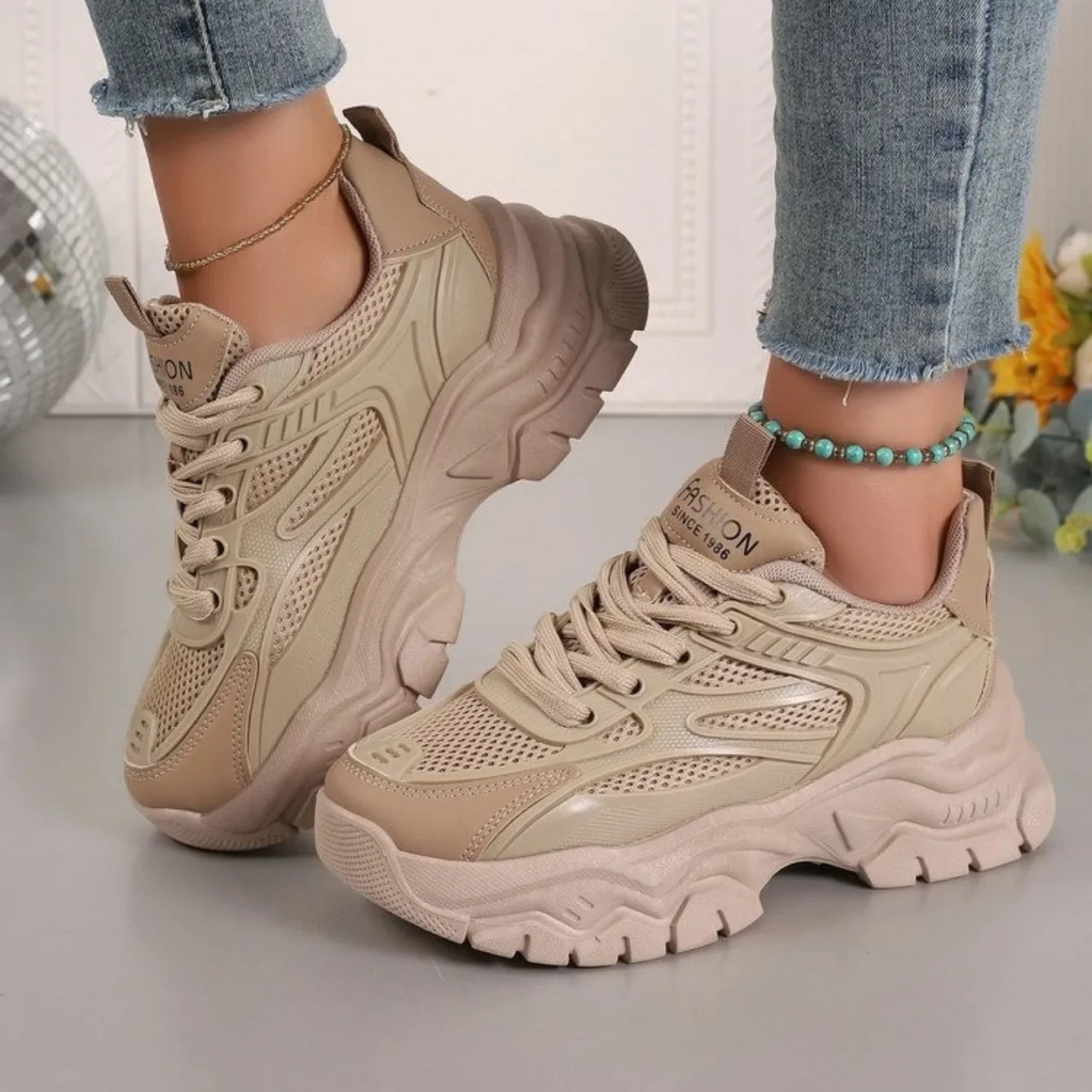 Women Sneakers 2024 New Fashion Chunky Sneakers Women Outdoor Tennis Platform Sports Shoes for Women Lightweight Designer Shoes.