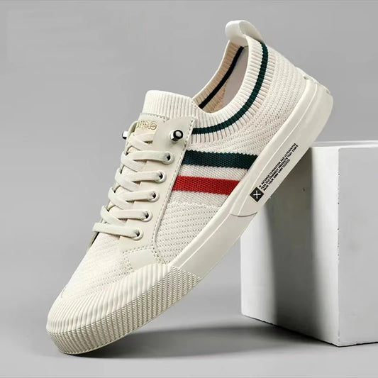 New Men's Breathable Comfortable Indoor Training Shoes with Soft Lightweight Sneakers Mesh Fashionable Minimalist Running Shoes.