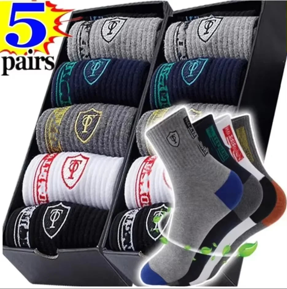 Men's thick warm towel socks 3 pairs of casual solid color mid-calf socks winter men's socks.