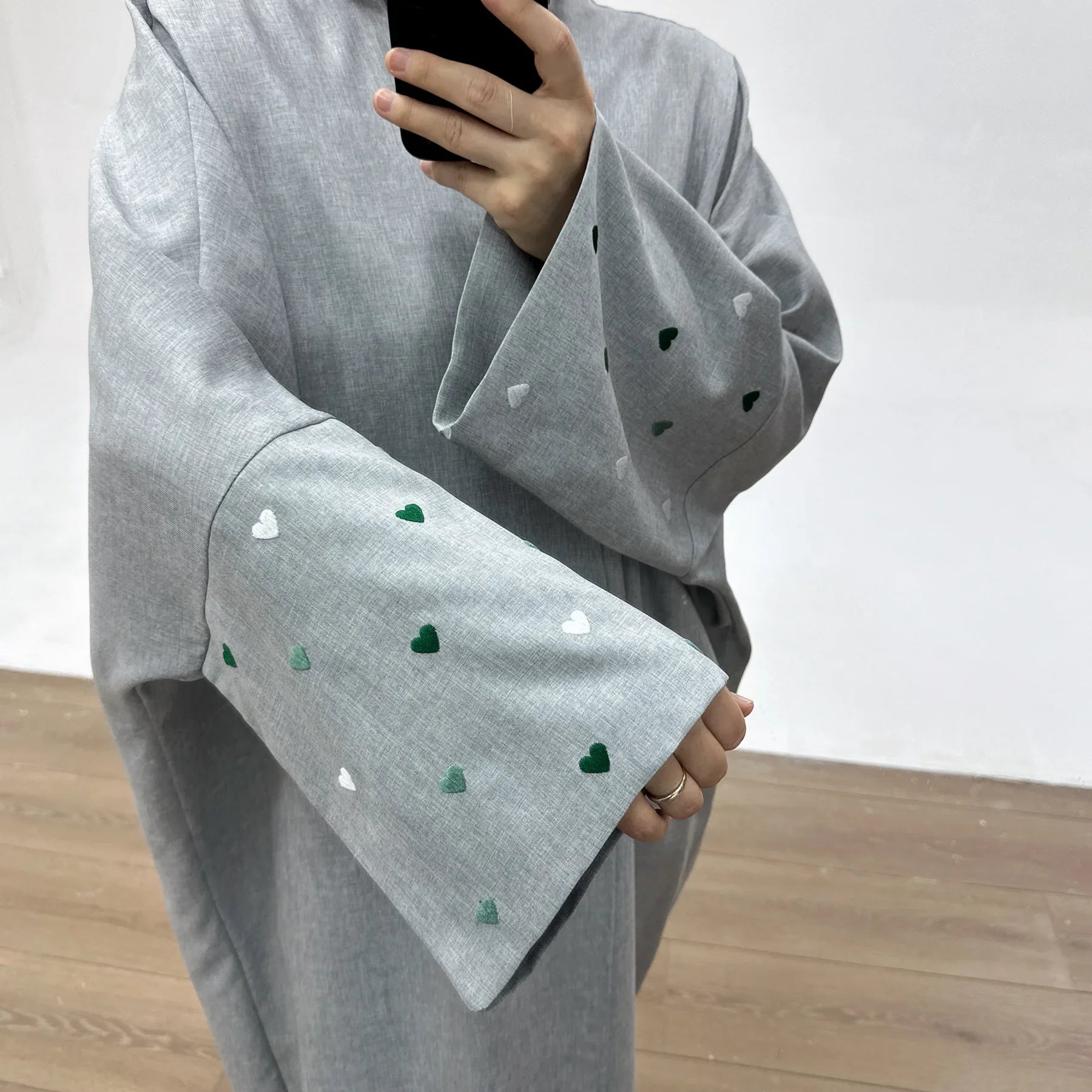 2025 Ramadan Eid Open Butterfly Moon Heart Modest Kimono Abaya Dubai Turkey Muslim Dress Abayas for Women Kaftan Kebaya Caftan.