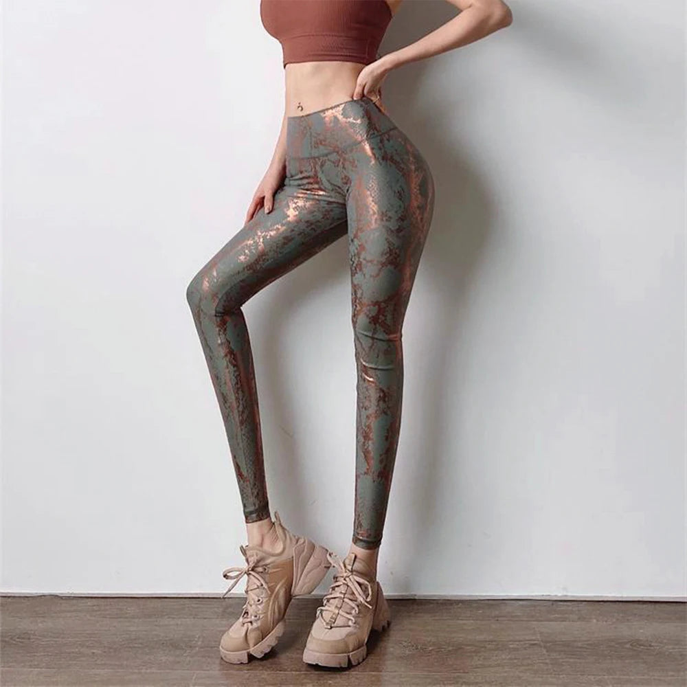 Snake Printed Yoga Pants Gilded Stretch Buttocks Sexy Casual Skinny Pants  For Women High Waist Elastic Fitness Sporty Leggings.