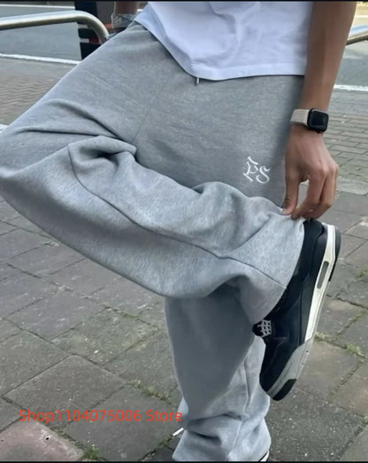 Pepe Studio Fleece-Lined Elastic Waist Jogger Pants Winter Warm Soft Loose Fit Sweatpants with Drawstring for Women Men.