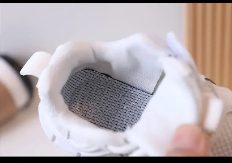 Kids Casual Running Shoes with Thick Soles Boys Girls Fashion Versatile Sports Shoes 2024 New Children Mesh Breathable Sneakers