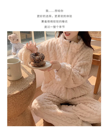 Große Größe Flanell Pyjama Set Herbst Winter Weibliche Nachtwäsche Hosen Anzug Verdicken Korallen Fleece Hohe Kragen Lounge Tragen Homewear.