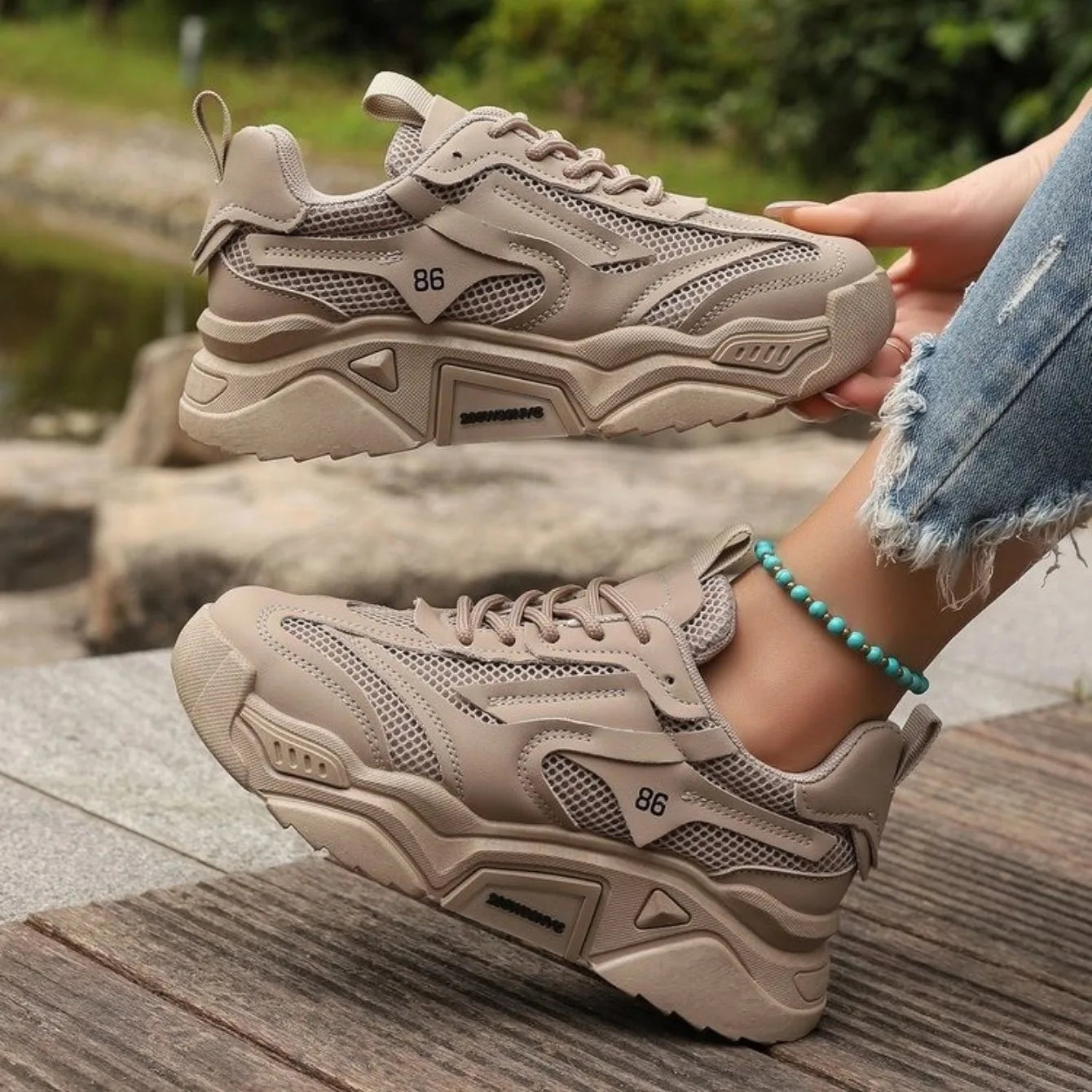 Women Sneakers New Fashion Mesh Breathable Tennis Girl Platform Shoes for Women Outdoor Comfortable Lightweight Sneakers Women.