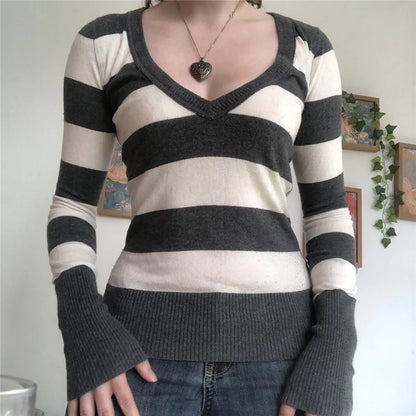 Y2K Grunge Emo 00s Vintage T Shirt Black Grey Striped V Neck Long Sleeve Jumper Tops Chic Women Autumn Retro Mall Goth Tees.