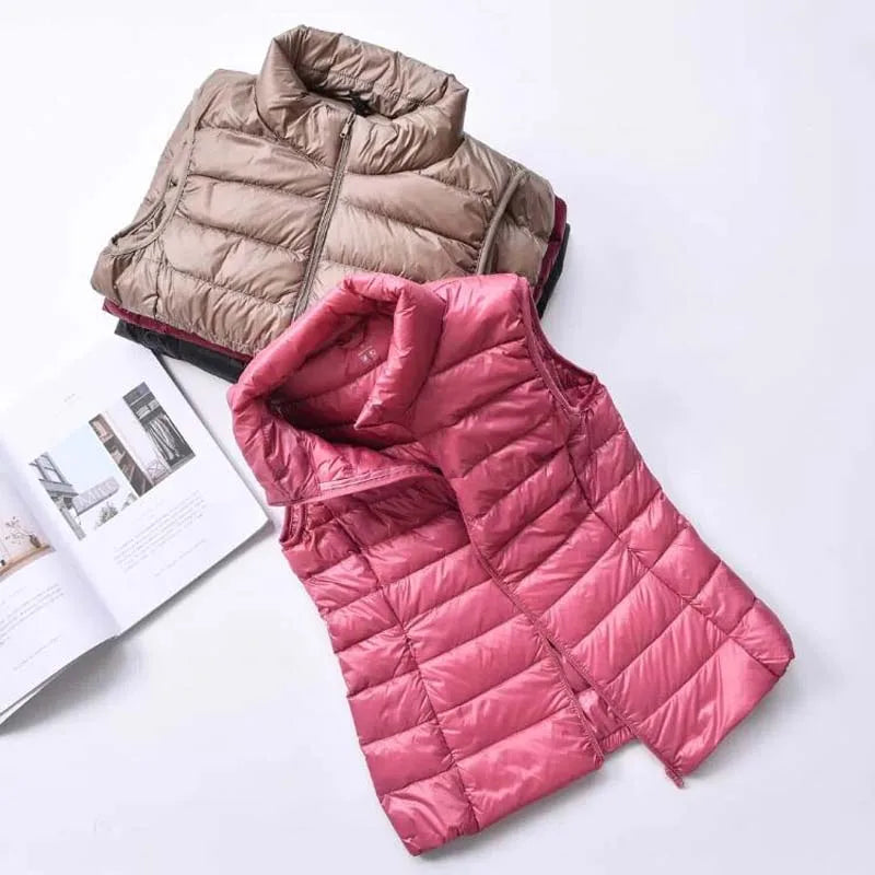 Ultraleichte Daunenweste für Damen, 2023, neue ärmellose Damen-Weste mit weißer Entendaunen, geschwollene, gepolsterte warme Weste.