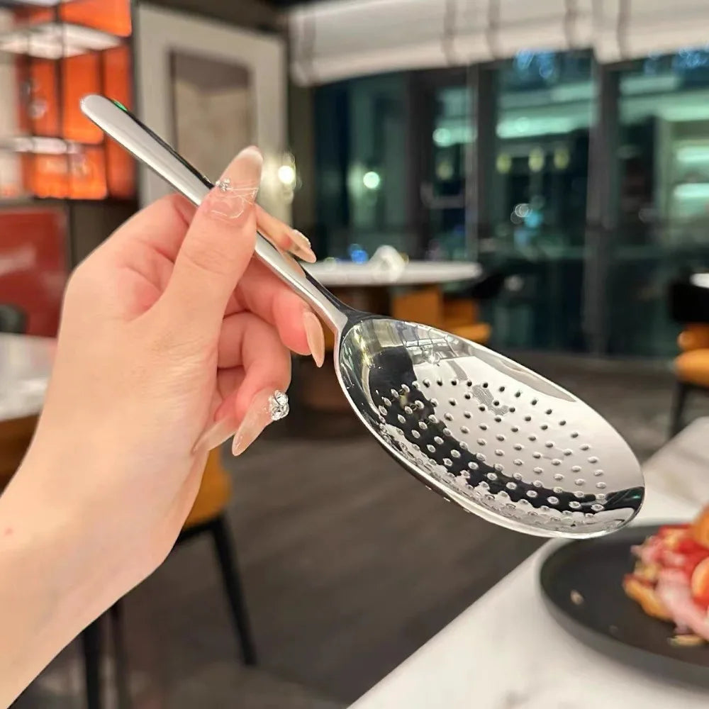 1Pc Big Head Stainless Steel Round Spoon Large Size Dining Spoon Rice Serving Spoon Drain Hole Heat Spoons Kitchen Tool Utensils.