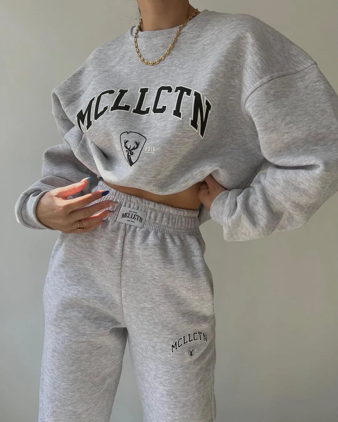 Warm Suit Autumn Winter Women Solid Set Elegant O-neck Pullover Hoodie And Pocket Trousers Two-Piece Set Lady Casual Loose Sets