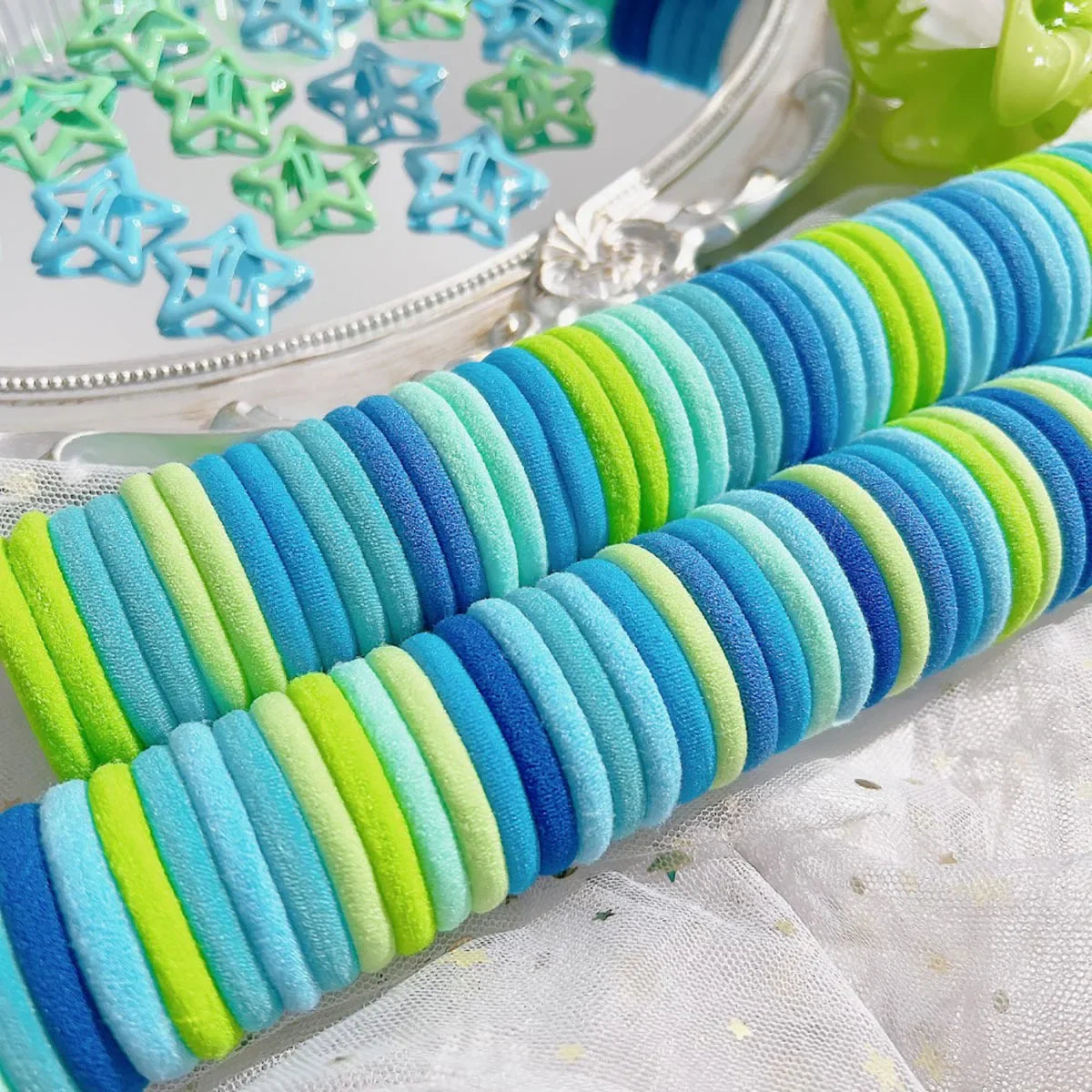 High Elasticity Women's Hair Accessories Blue Series Butterfly Knot Egg Flower Comb Set Hair Clips Fashionable Hair Accessories.