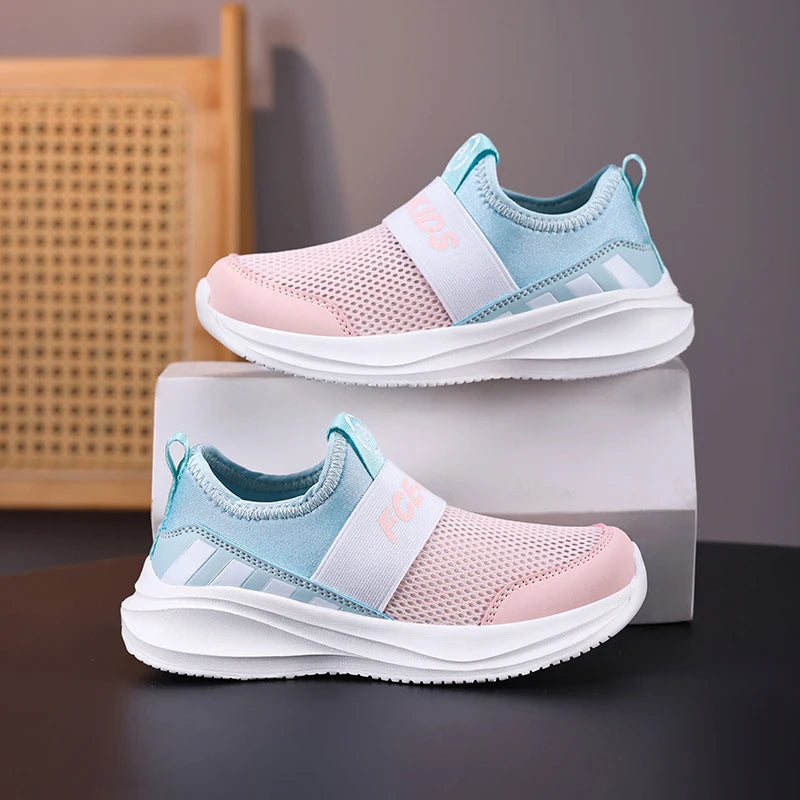 Girls Slip on Shoes Children Sneaker Fashion Knit Fabric Luxury Kids Casual Shoes Lightweight School Sports Girls Shoes.