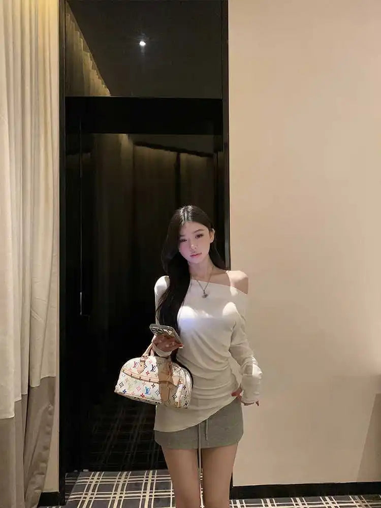 Sexy Long Sleeve T-Shirt Shoulder Bared Waist Cinched Slim Fit Knitted Cotton Solid Color Casual Urban Style for Early Autumn.