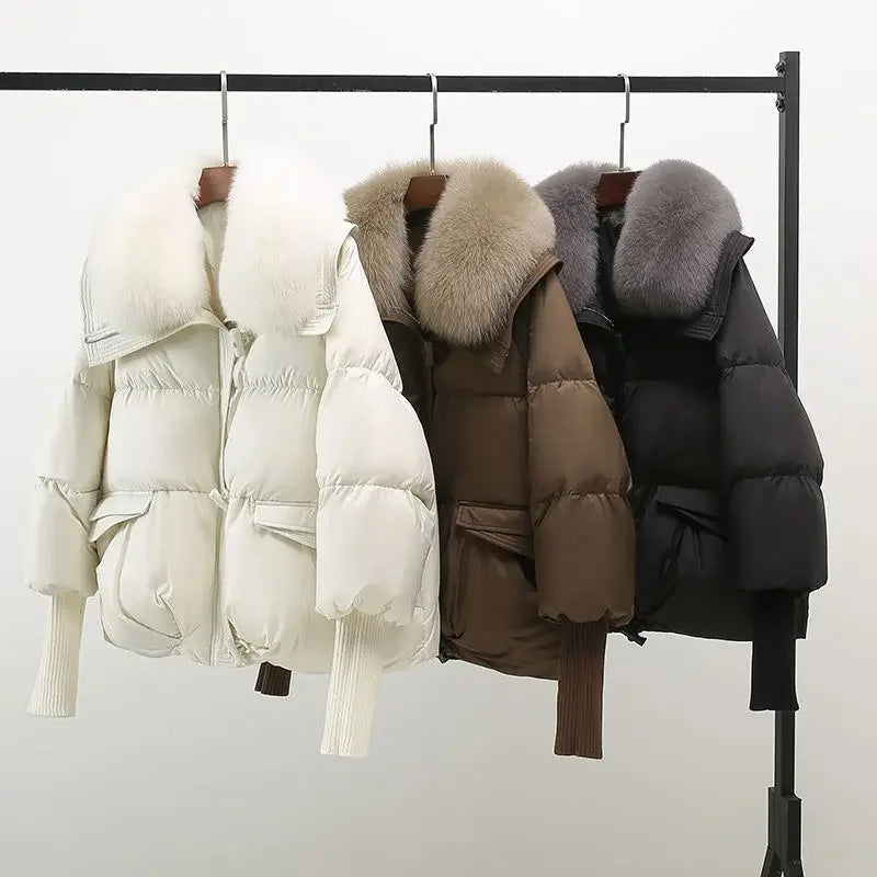 2025 Winter Neue Unten Kurze Gepolsterte Jacke Frauen Parkas Pelz Kragen Dicke Baumwolle Mäntel Kleidung Schwarz Casual Oberbekleidung Weibliche neue.