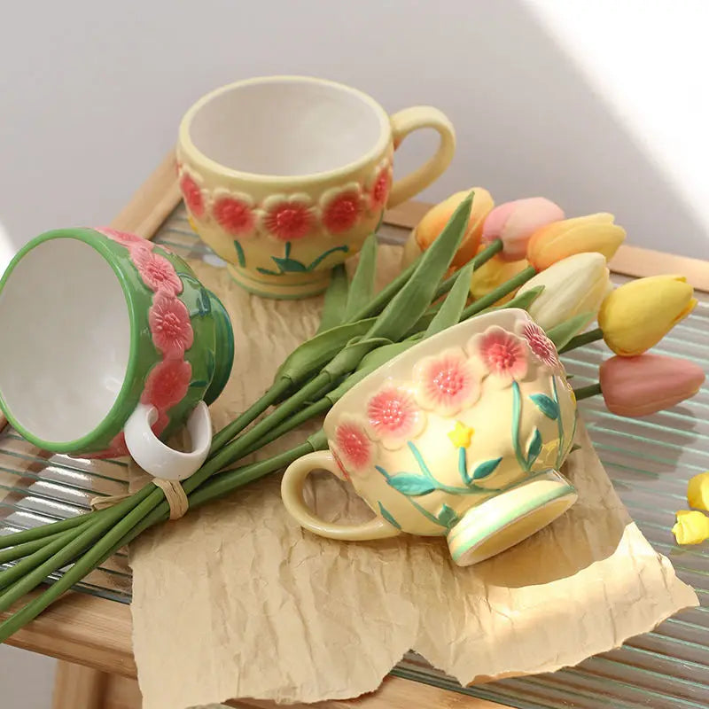 Flower Plate Embossed Small Flower Breakfast Dessert Plate Household Ceramic Plate Under Glaze Colored Hand-painted Tableware.